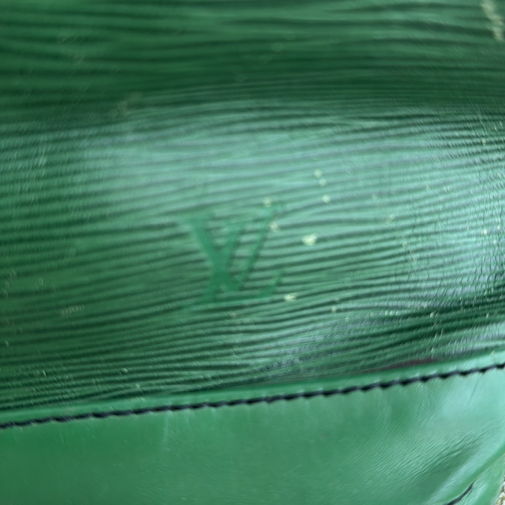 LOUIS VUITTON green epi leather NOE bucket bag - Picture 6 of 9